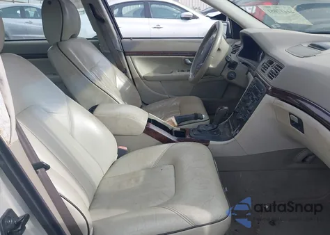 2004 Volvo S80 2.9/T6 z USA, uszkodzony, nr VIN YV1TR91Z541344566